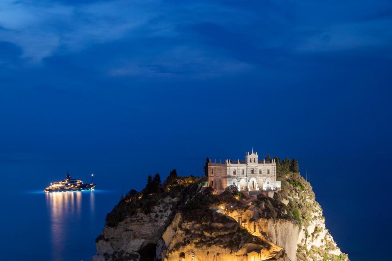 Solmaris Tropea Rooms & Suites Dış mekan fotoğraf